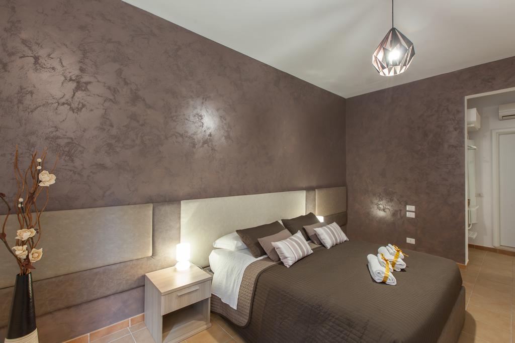 Bed and Breakfast Dormi A Roma Exterior foto