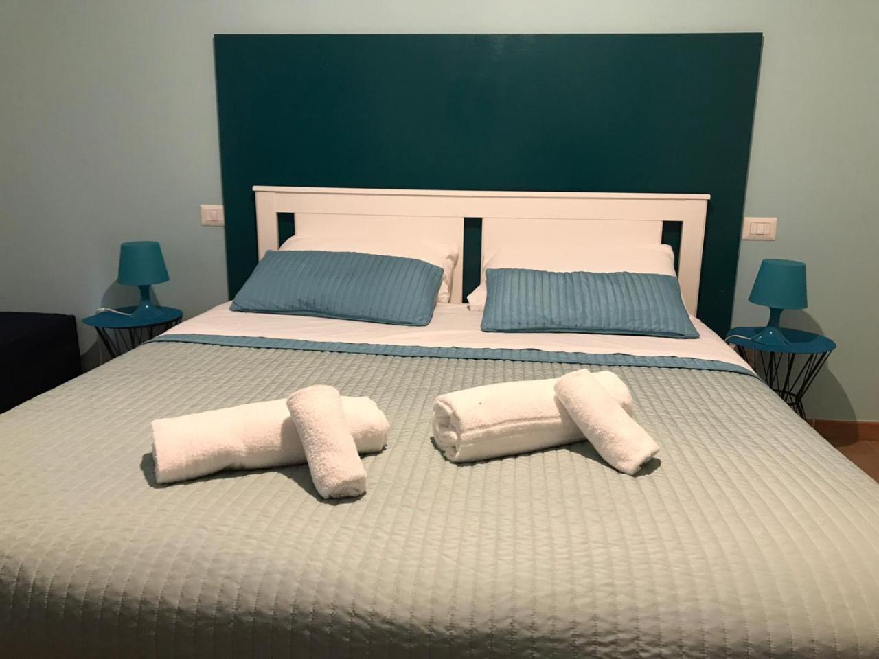 Bed and Breakfast Dormi A Roma Exterior foto